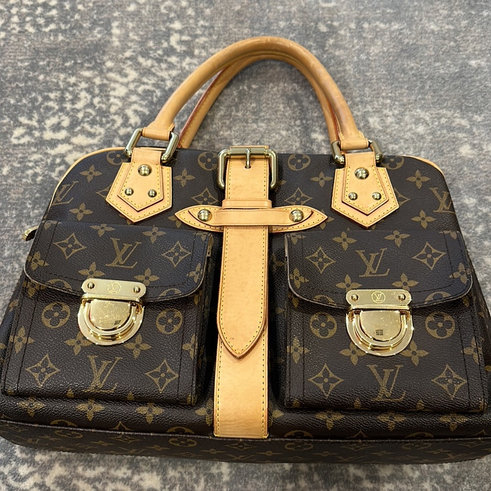 LOUIS VUITTON MANHATTAN GM WORN ONCE WITH ORIGINAL DUST BAG - Picture 8 of 16